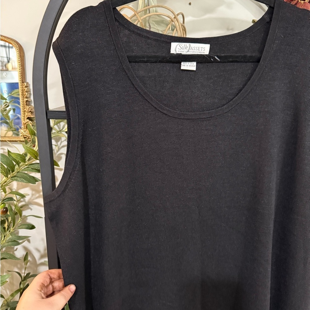 Diane Von Furstenberg Elegant Black Tank Top plus size 3x silk assets - Picture 2 of 8